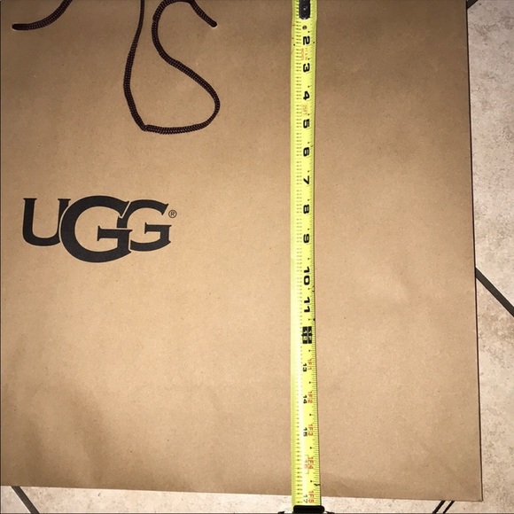 UGG GIFT BAG ADD TO BUNDLE!!! - Picture 6 of 6